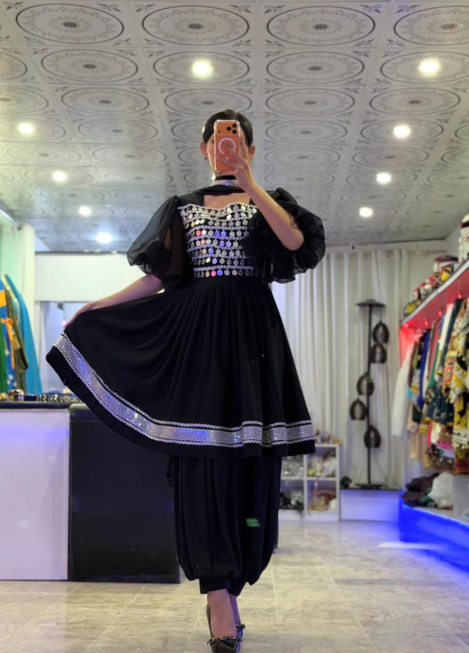 Kuchi Khazana (The Nomad Treasure)